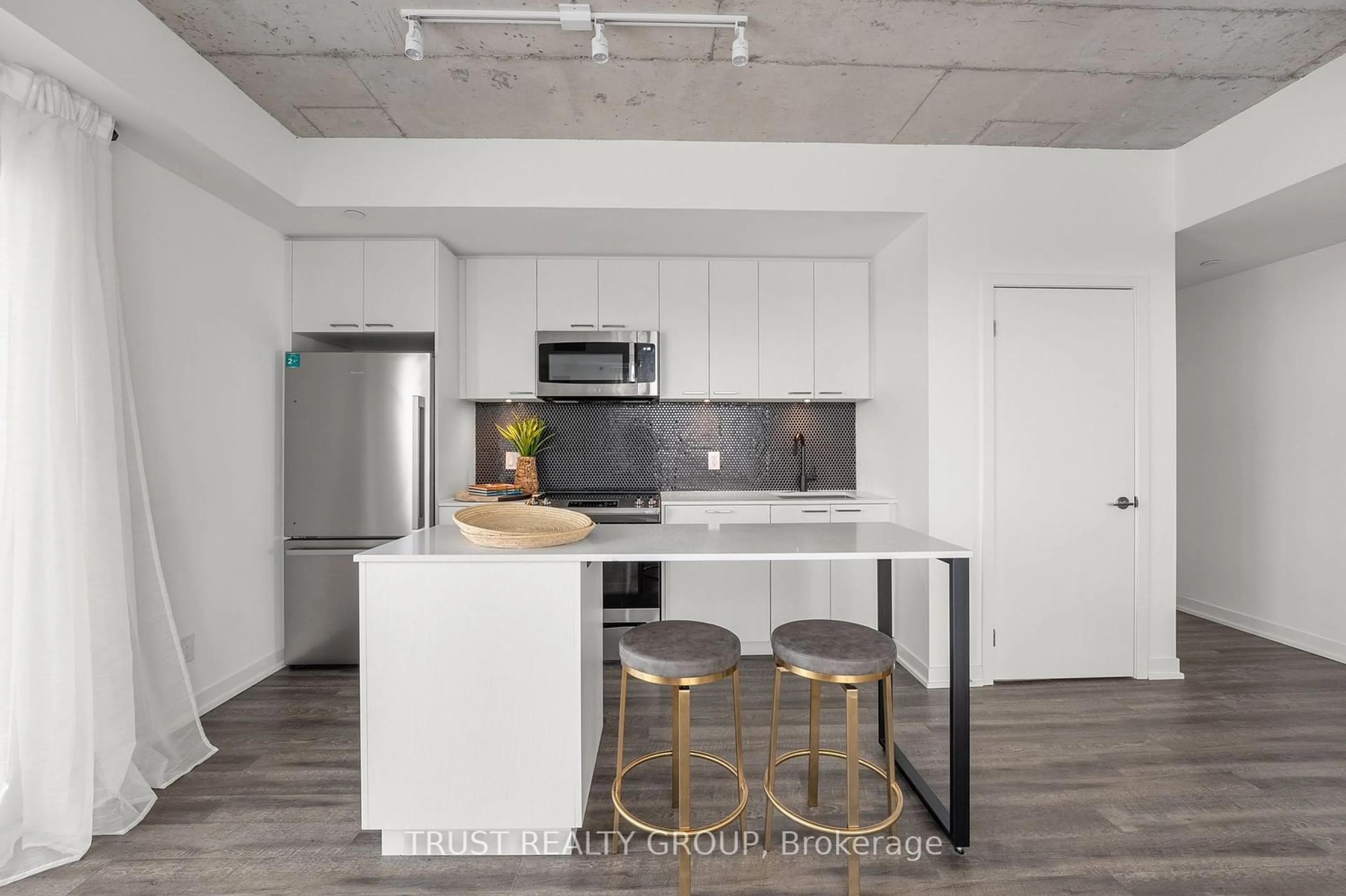 Open concept kitchen, unknown for 1808 St. Clair Ave #911, Toronto Ontario M6N 0C1