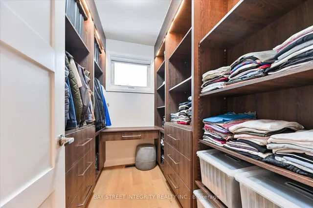 Additional property image - 1306 Amber Cres