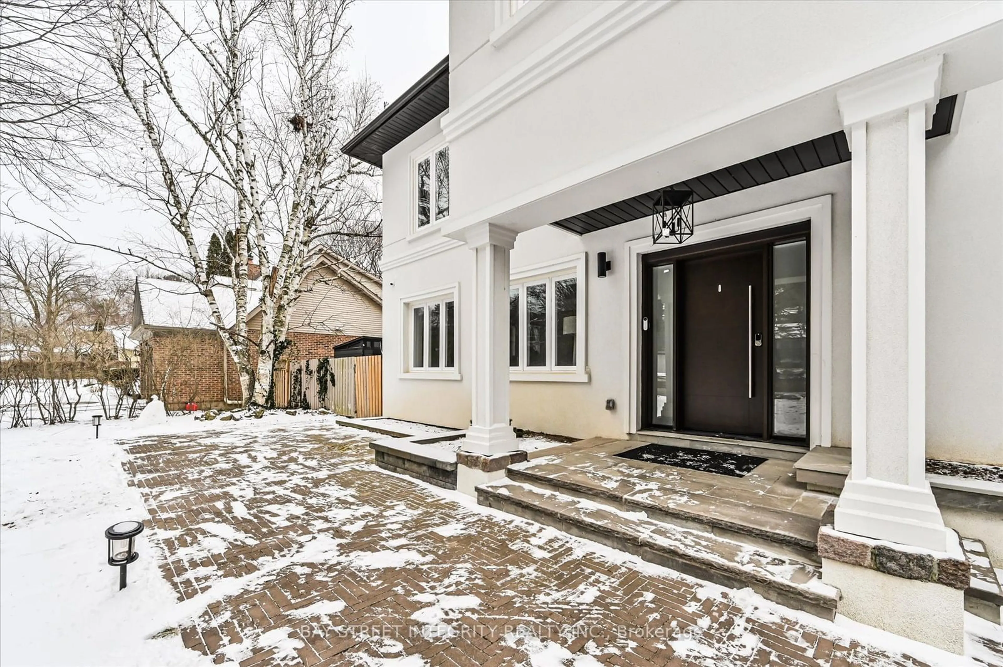 Unknown for 1306 Amber Cres, Oakville Ontario L6J 2N8