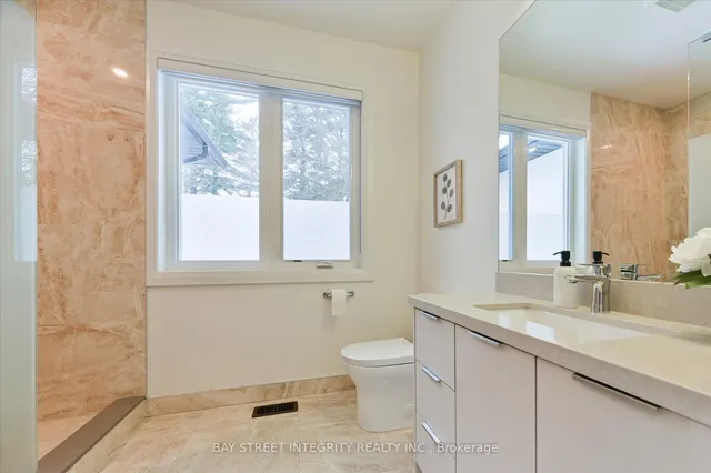 Additional property image - 1306 Amber Cres