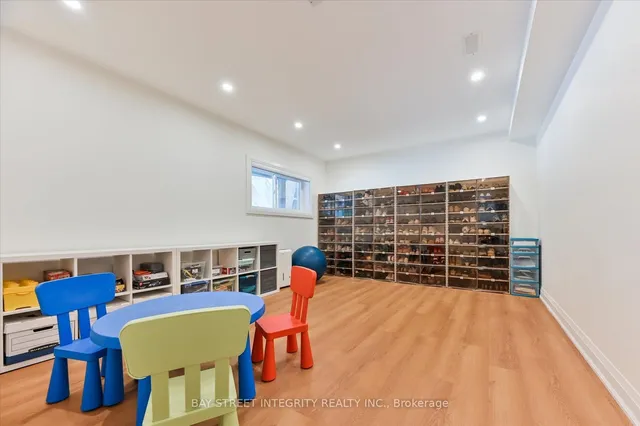 Additional property image - 1306 Amber Cres