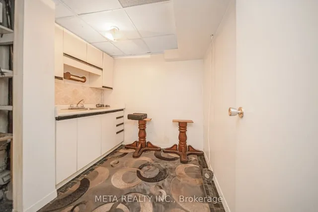 Additional property image - 155 Briarwood Ave