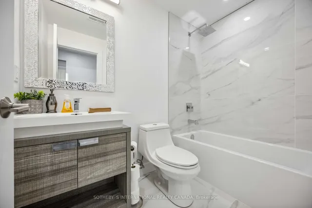 Additional property image - 1925 Lawrence Ave