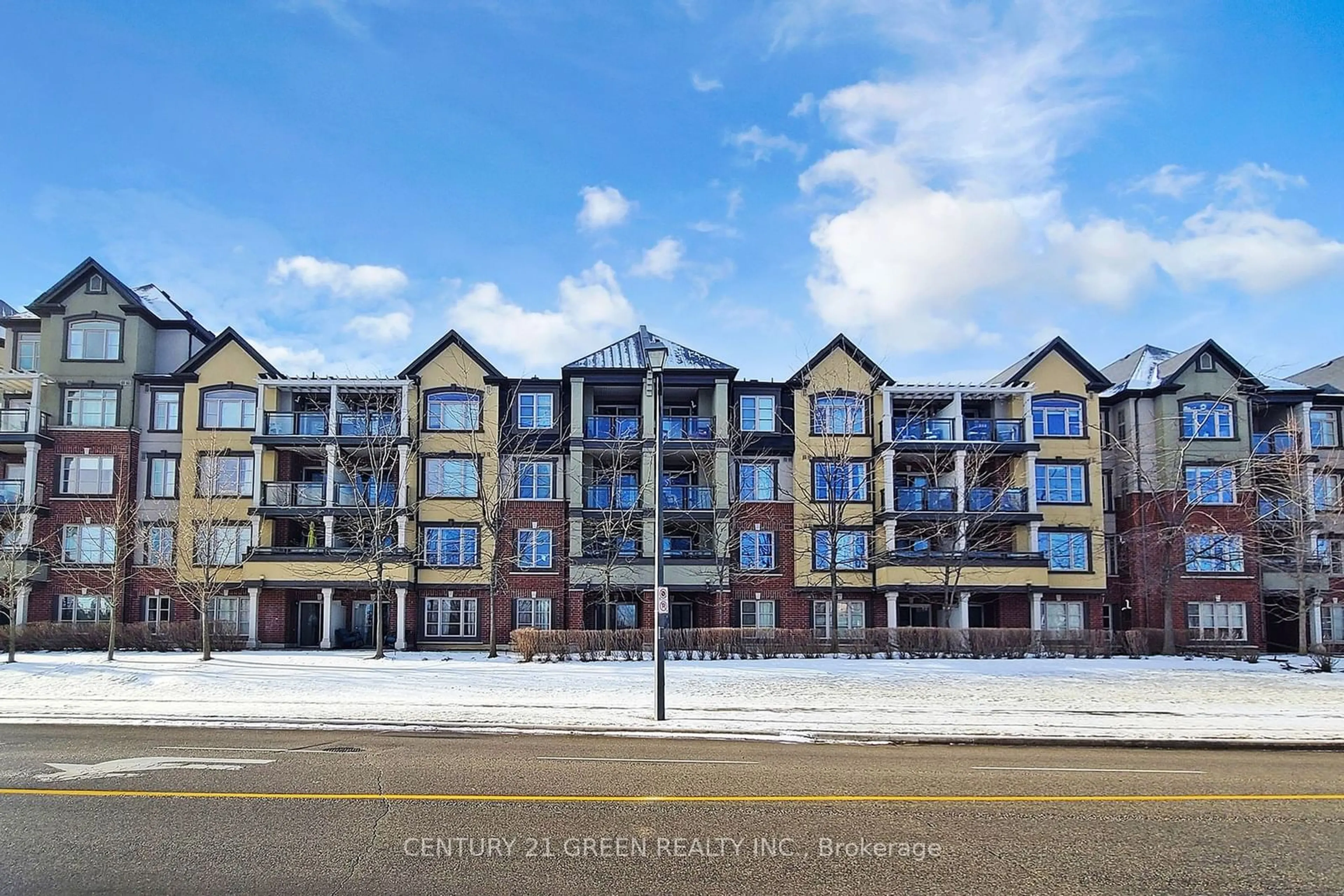 A pic from outside/outdoor area/front of a property/back of a property/a pic from drone, building for 3060 Rotary Way #215, Burlington Ontario L7M 0G9