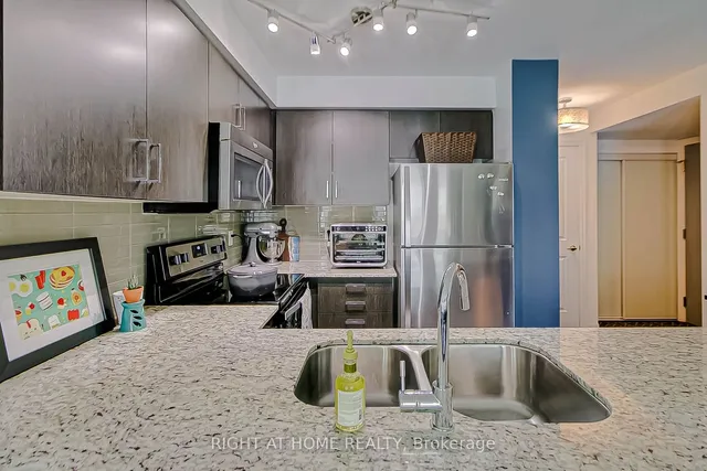 Additional image 31 of 80 Esther Lorrie Dr Unit 319