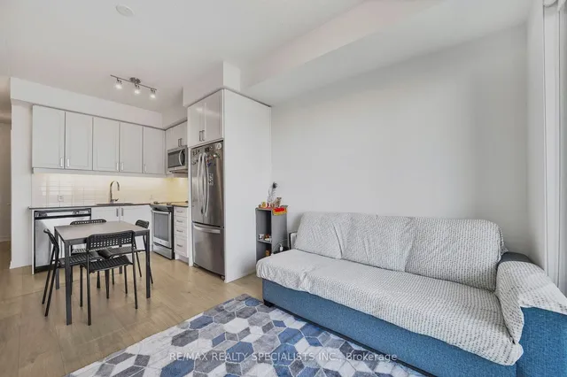 Additional property image - 8 Nahani Way Unit 1702