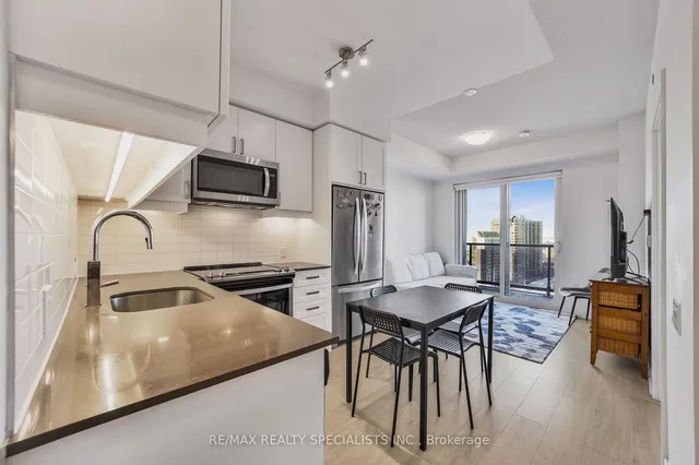 Additional property image - 8 Nahani Way Unit 1702