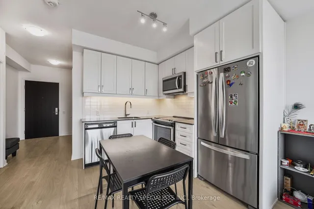 Additional property image - 8 Nahani Way Unit 1702