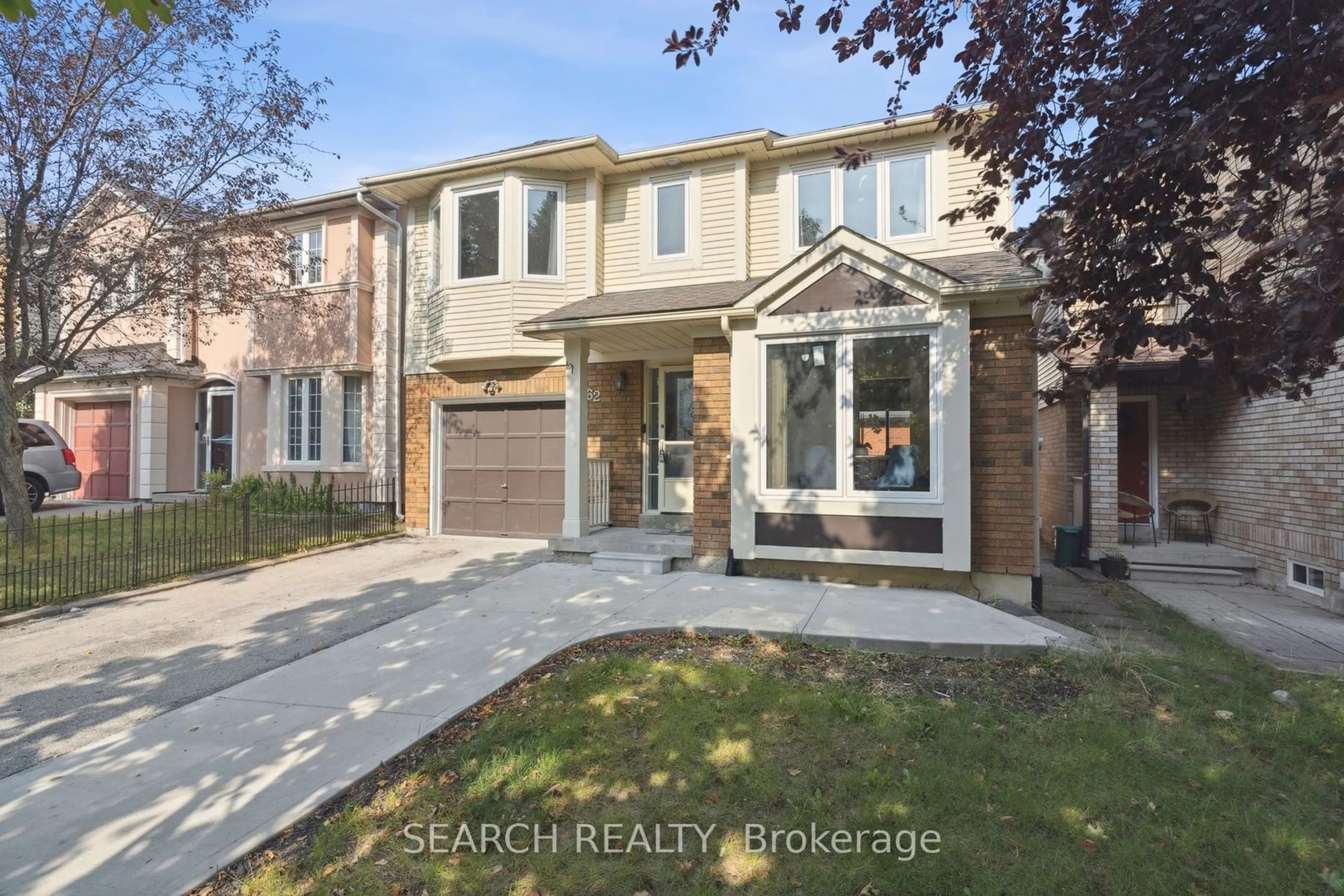 Home with brick exterior material, street for 62 Stoneledge Circ, Brampton Ontario L6R 1J7