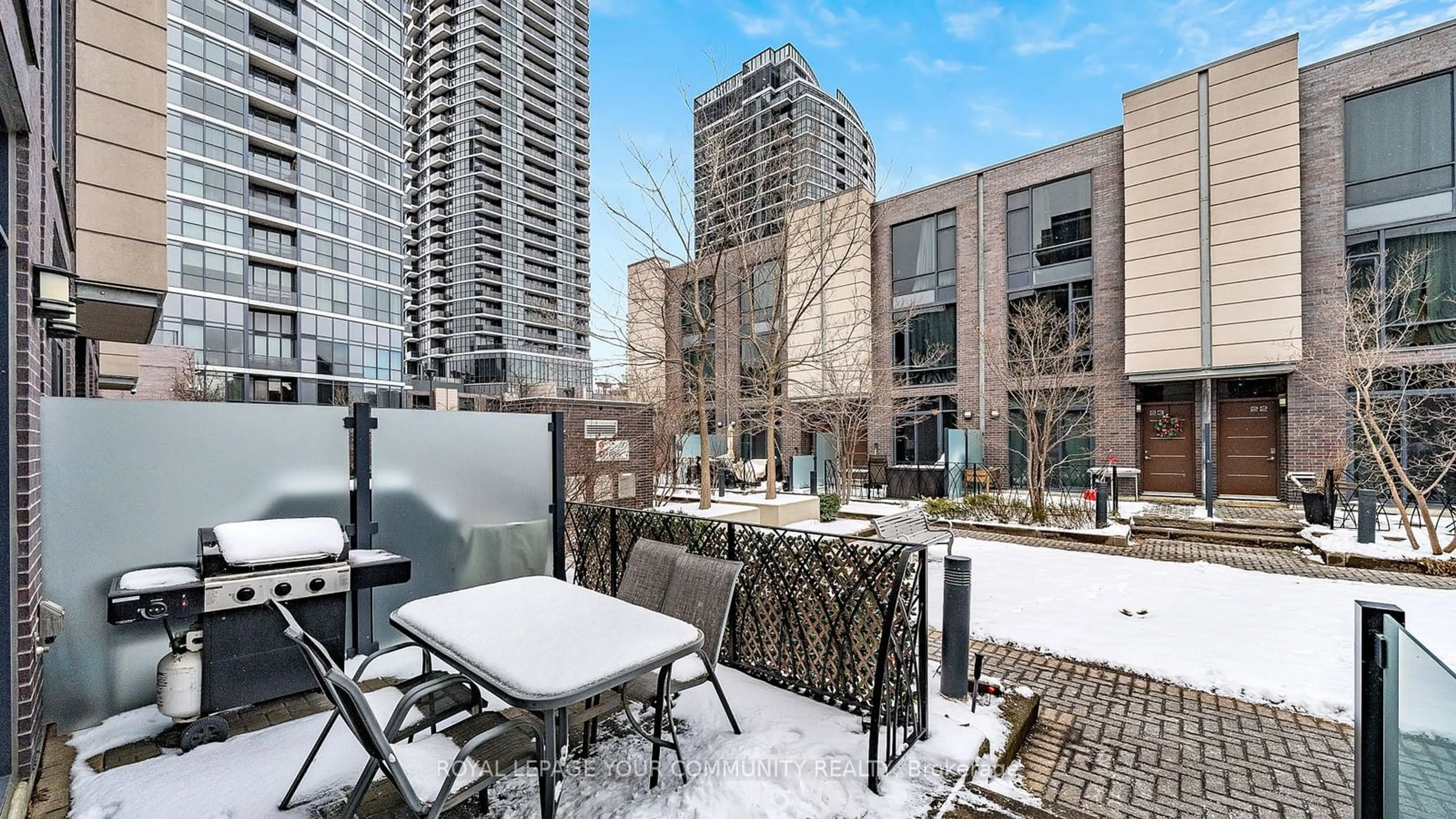 Patio, city buildings view from balcony for 15 Valhalla Inn Rd #TH12, Toronto Ontario M9B 0B3