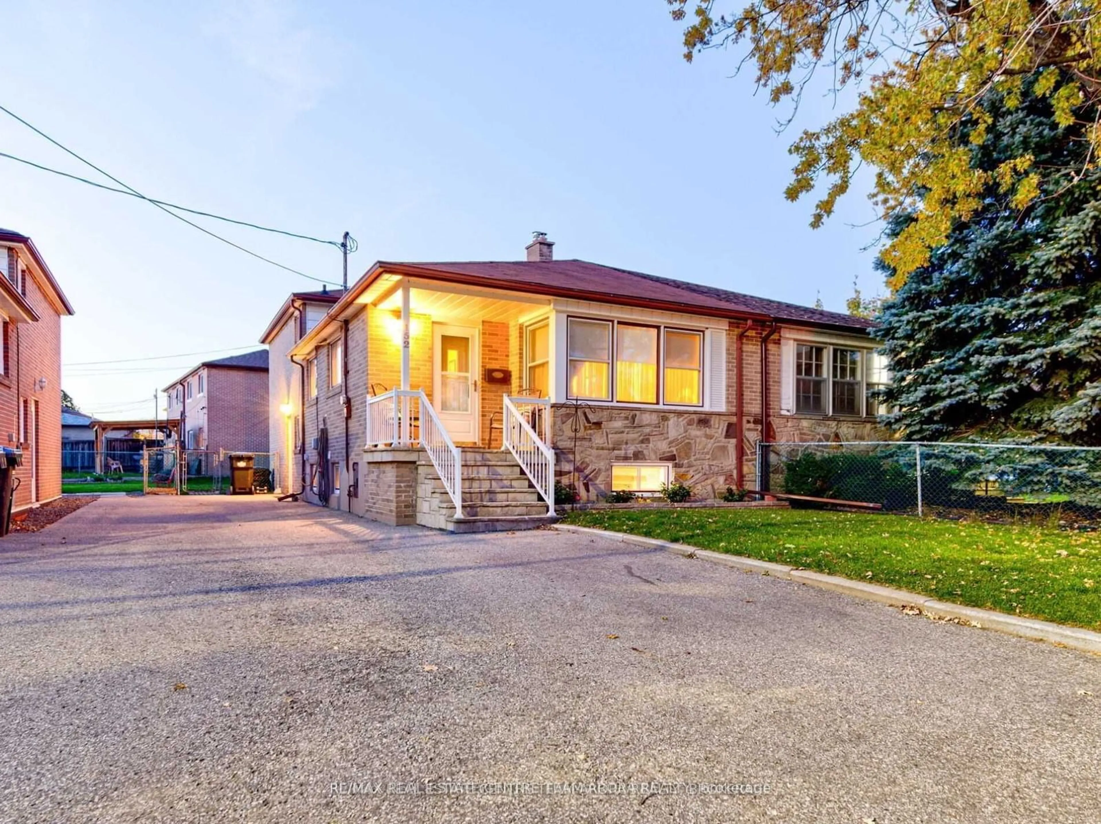 Home with brick exterior material, street for 152 Vodden St, Brampton Ontario L6V 1M7