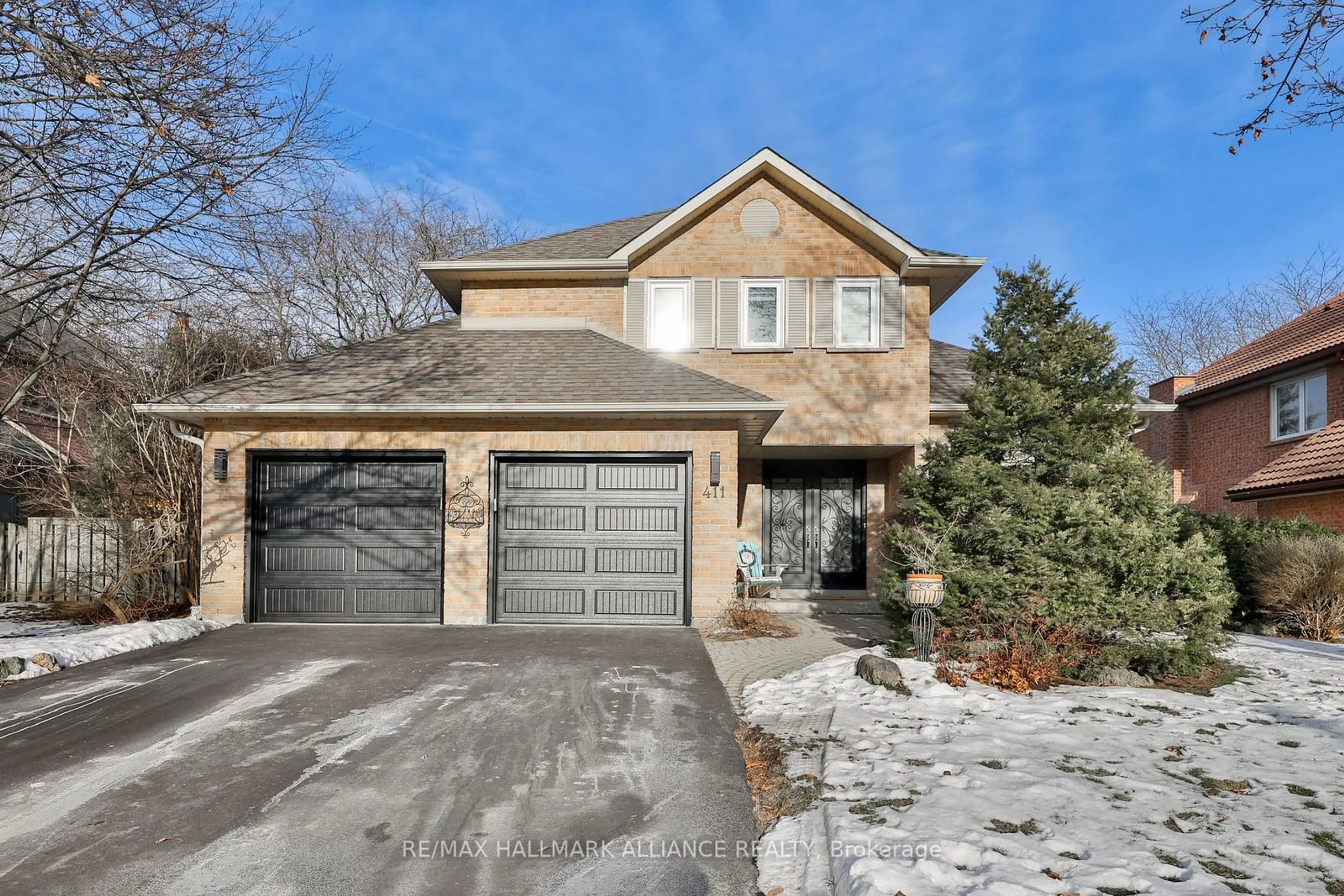 Home with brick exterior material, street for 411 Barclay Cres, Oakville Ontario L6J 6H8