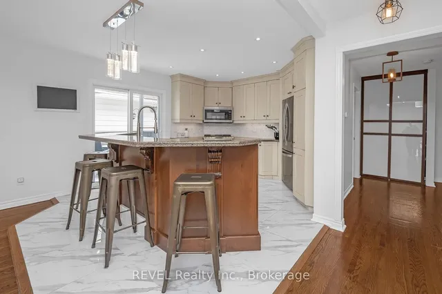 Additional property image - 3330 Bristol Dr