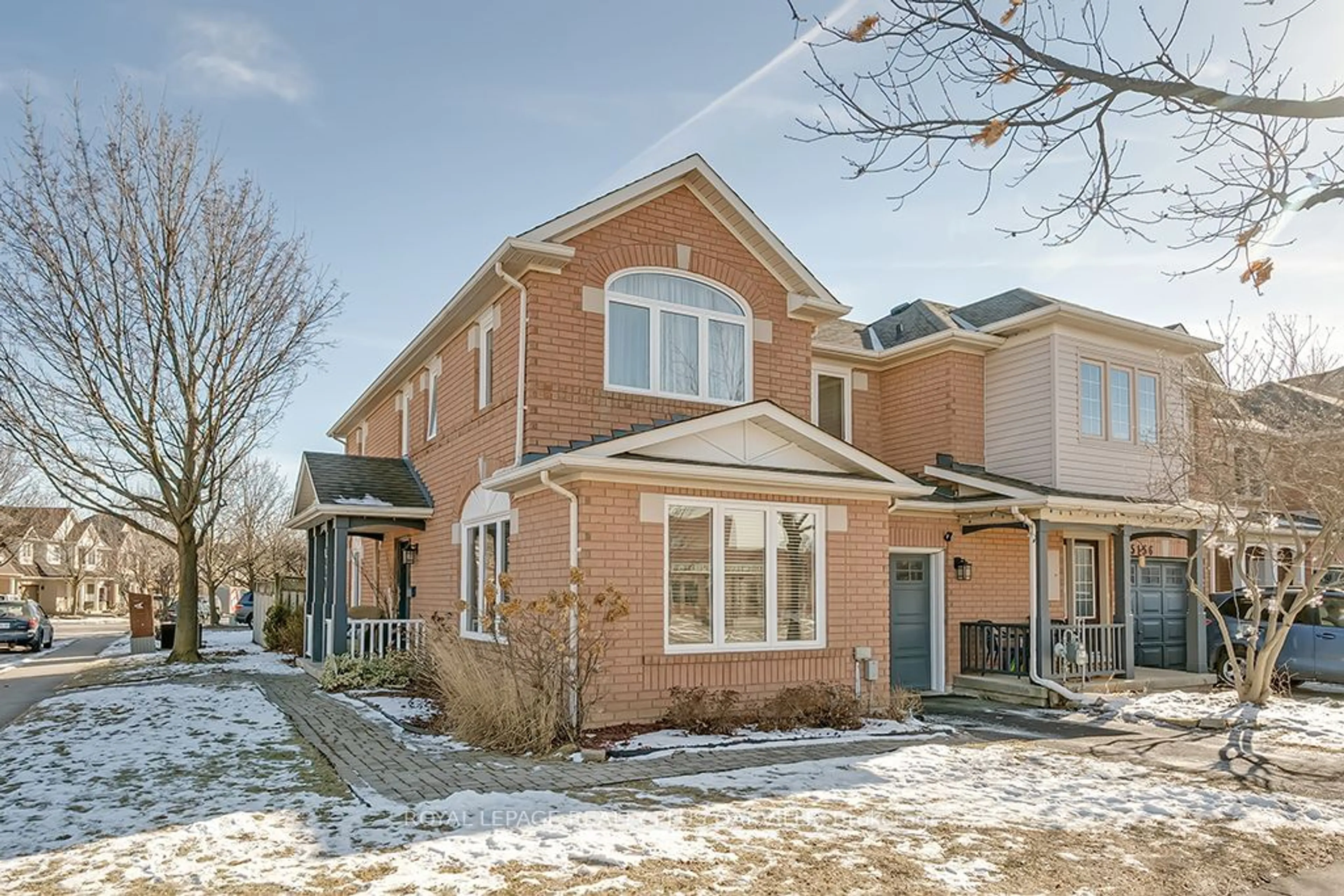 Home with brick exterior material, street for 2234 Shadetree Ave, Burlington Ontario L7L 6L4