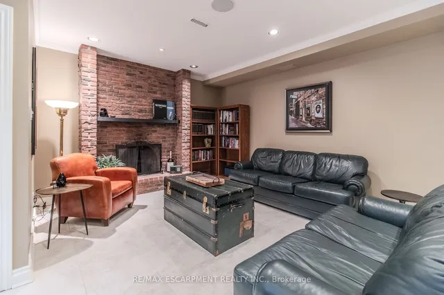 Additional property image - 56 Cameo St