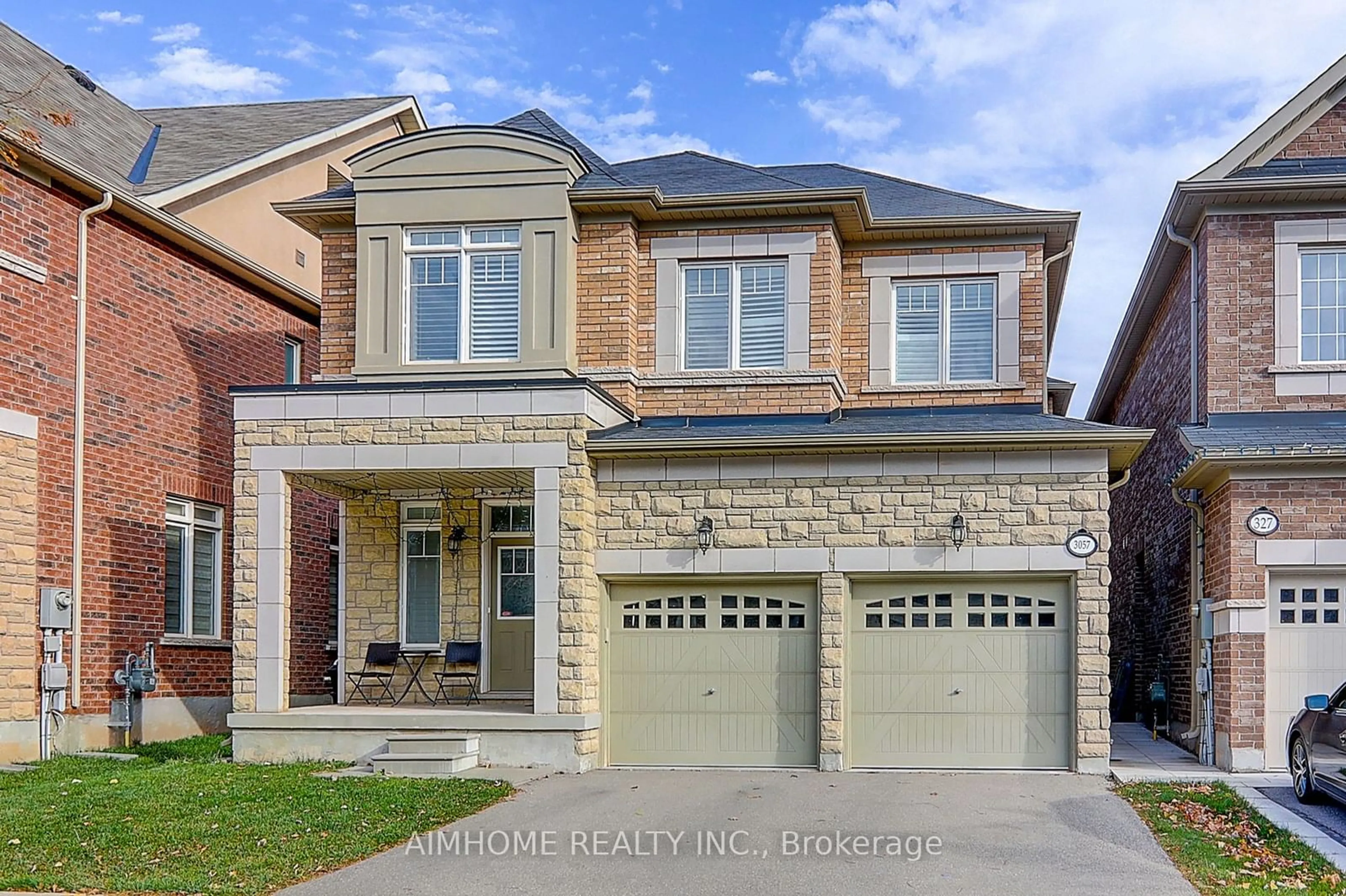 Home with brick exterior material, street for 3057 Gardenia Gate, Oakville Ontario L6M 0Y8