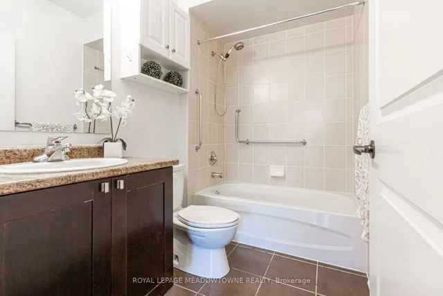 Additional property image - 383 Main St Unit 326