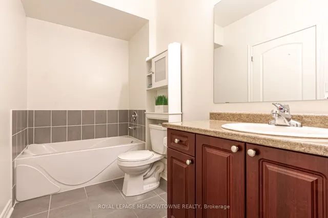 Additional property image - 383 Main St Unit 326