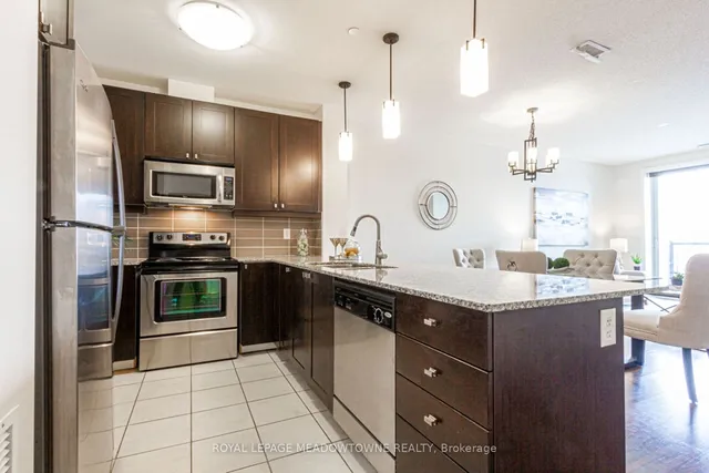 Additional property image - 383 Main St Unit 326