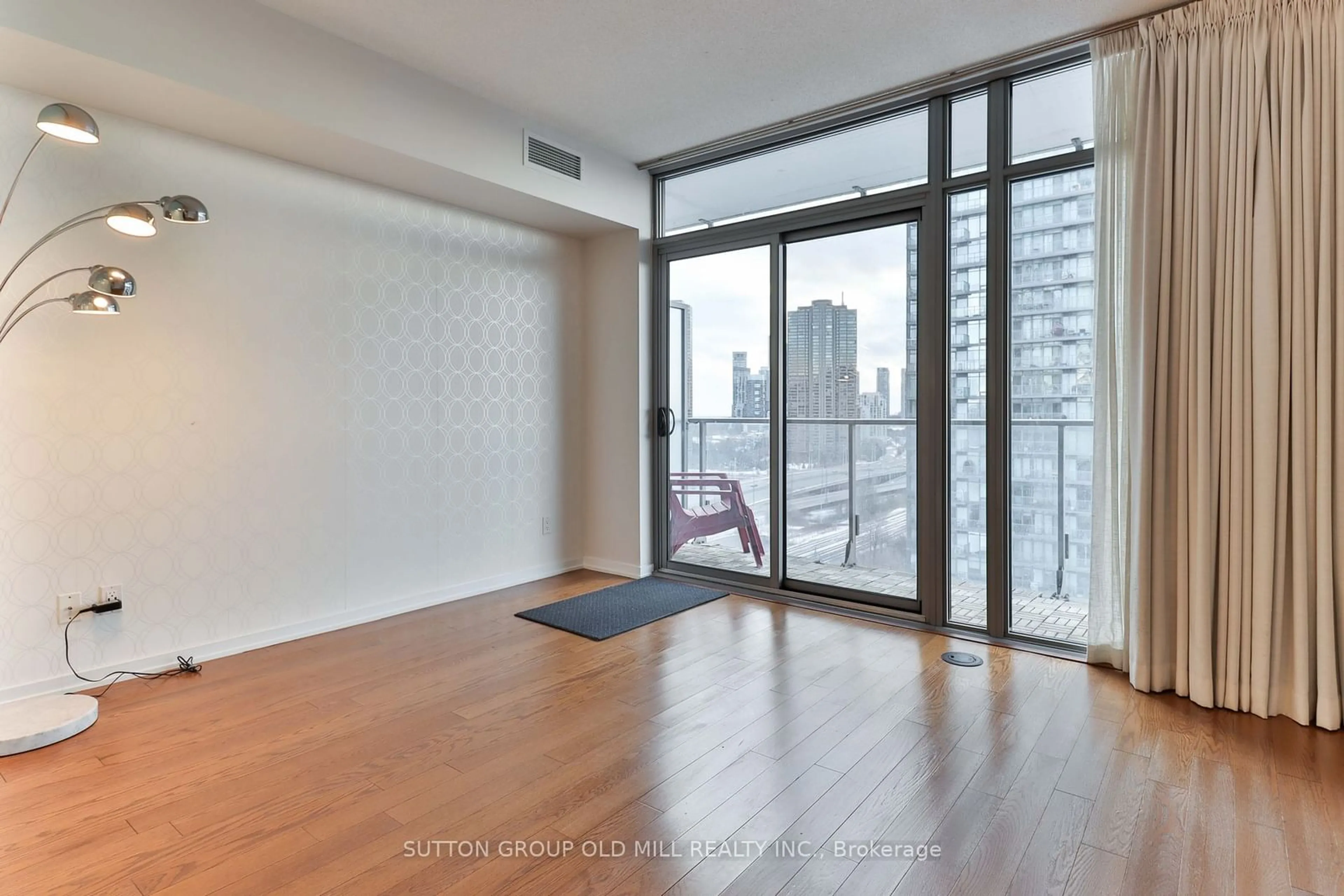 A pic of a room for 103 The Queensway #1310, Toronto Ontario M6S 5B3