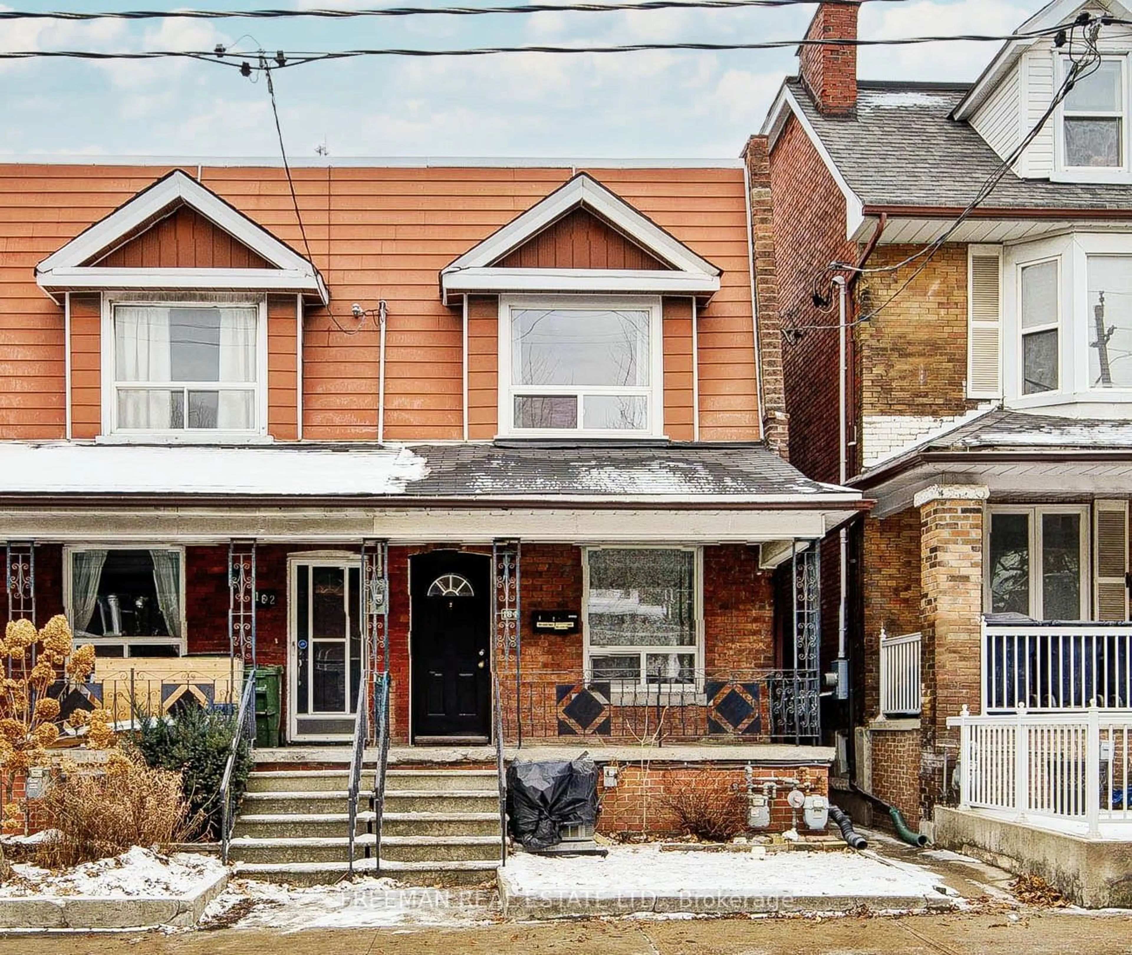 Home with brick exterior material, street for 164 Christie St, Toronto Ontario M6G 3B4