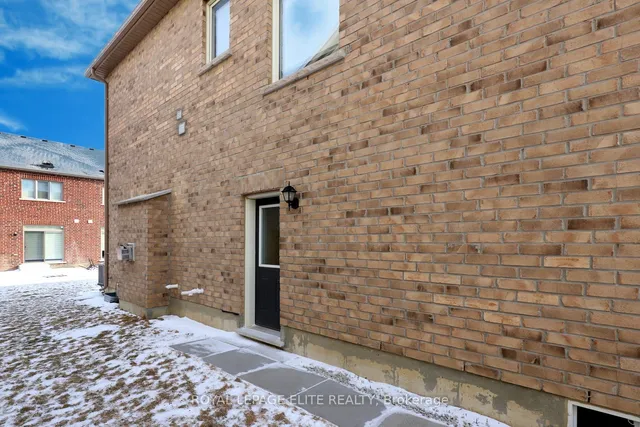 Additional property image - 5 MILITARY Cres