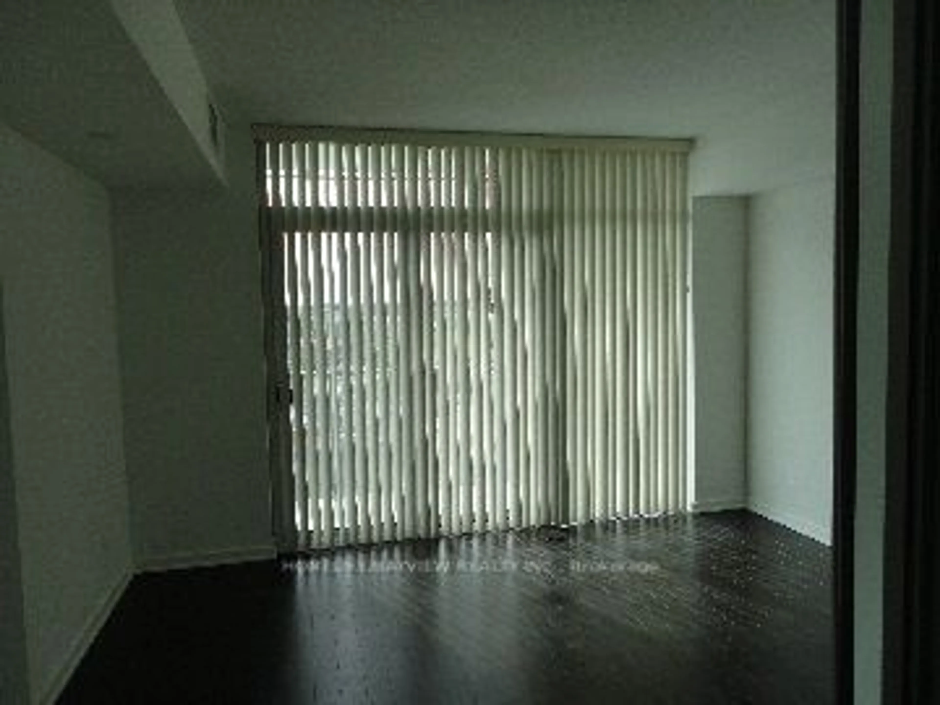 A pic of a room for 103 The Queensway #806, Toronto Ontario M6S 5B3