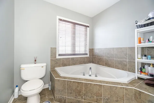 Additional property image - 32 Bay Breeze Dr
