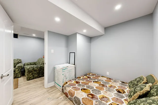 Additional property image - 11 Revelstoke Pl