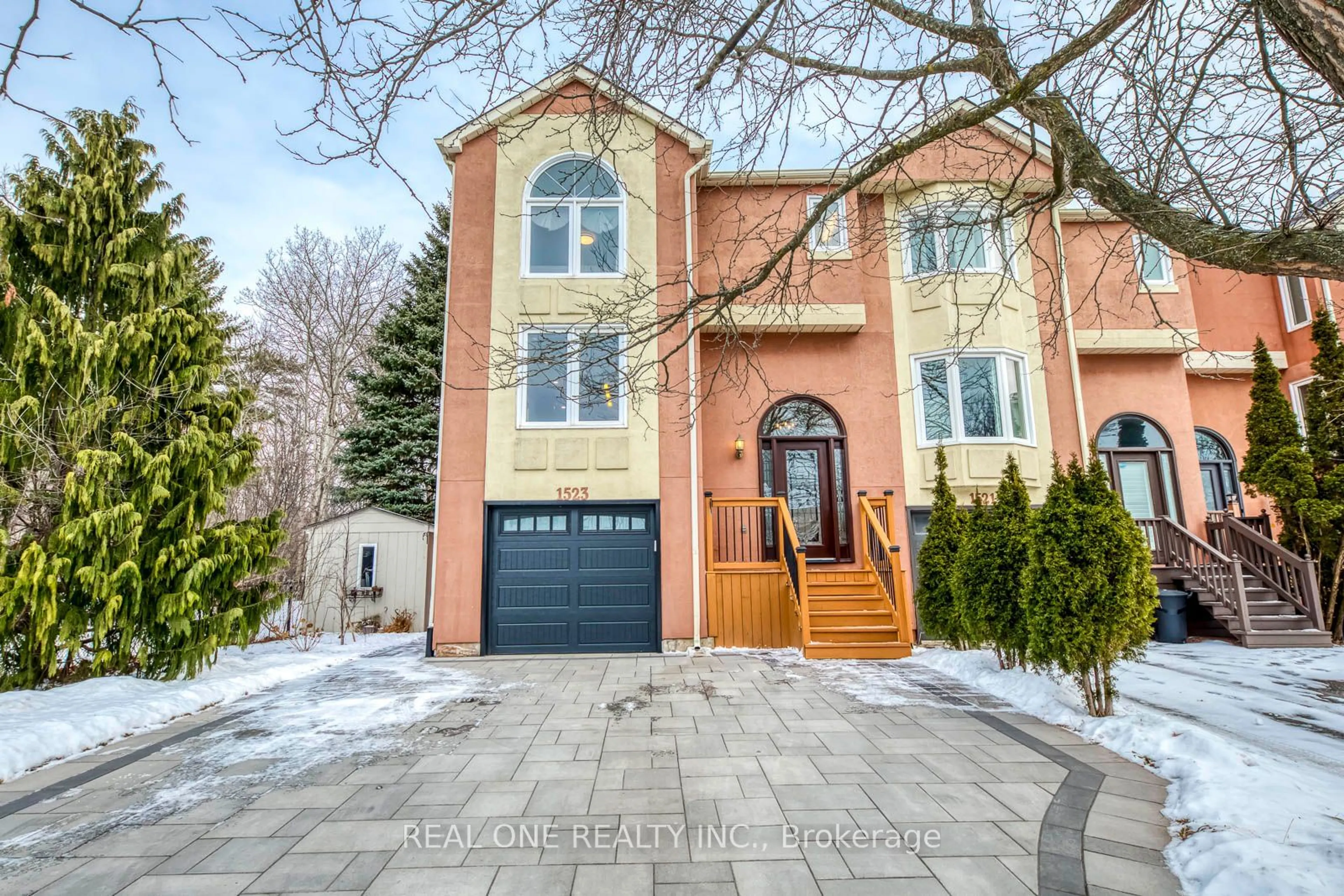 Home with brick exterior material, street for 1523 Litchfield Rd, Oakville Ontario L6H 5P4