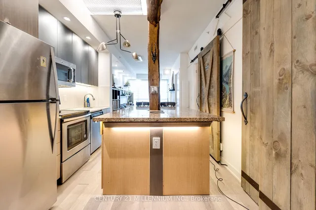 Additional property image - 5240 Dundas St Unit B215