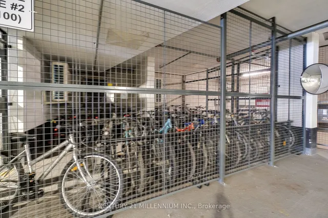 Additional property image - 5240 Dundas St Unit B215