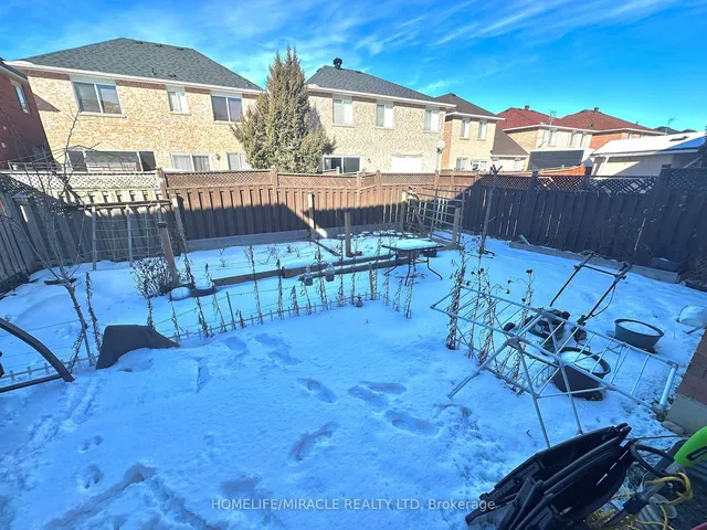 Primary image of 24 Zimmer St