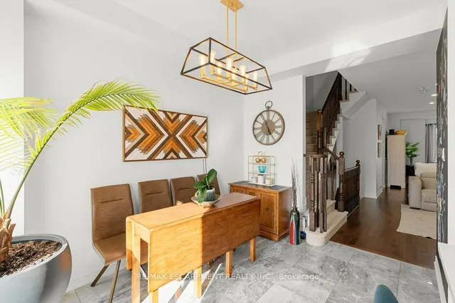 Additional property image - 2220 Queensway Dr Unit 13