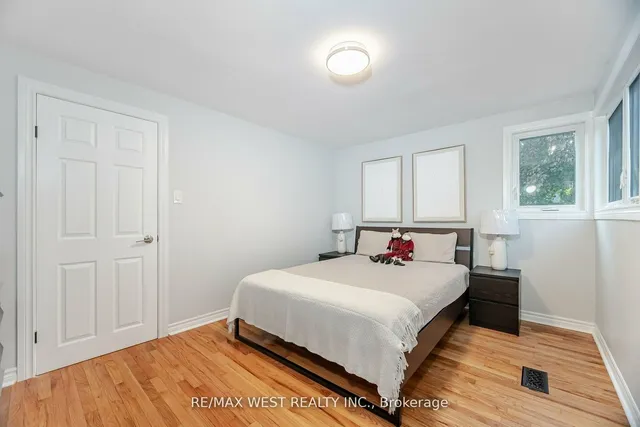 Additional property image - 12 Gordon Park Dr