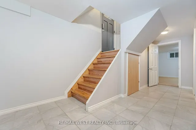 Additional property image - 12 Gordon Park Dr