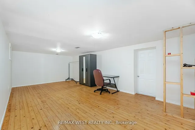 Additional property image - 12 Gordon Park Dr