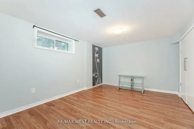 Additional property image - 12 Gordon Park Dr