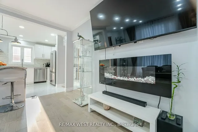Additional property image - 12 Gordon Park Dr