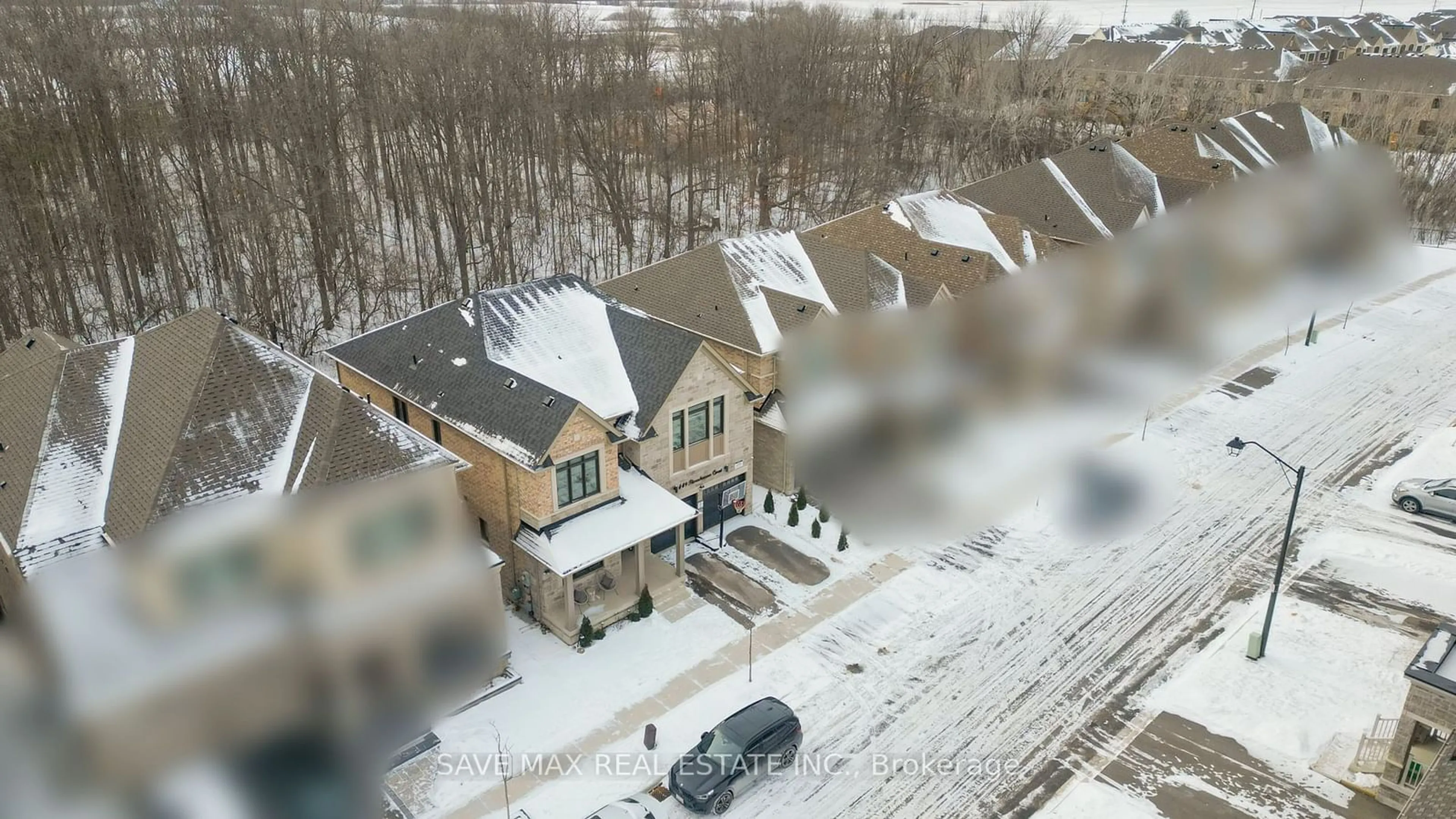 A pic from outside/outdoor area/front of a property/back of a property/a pic from drone, city buildings view from balcony for 449 Thornborrow Crt, Milton Ontario L9E 1T4