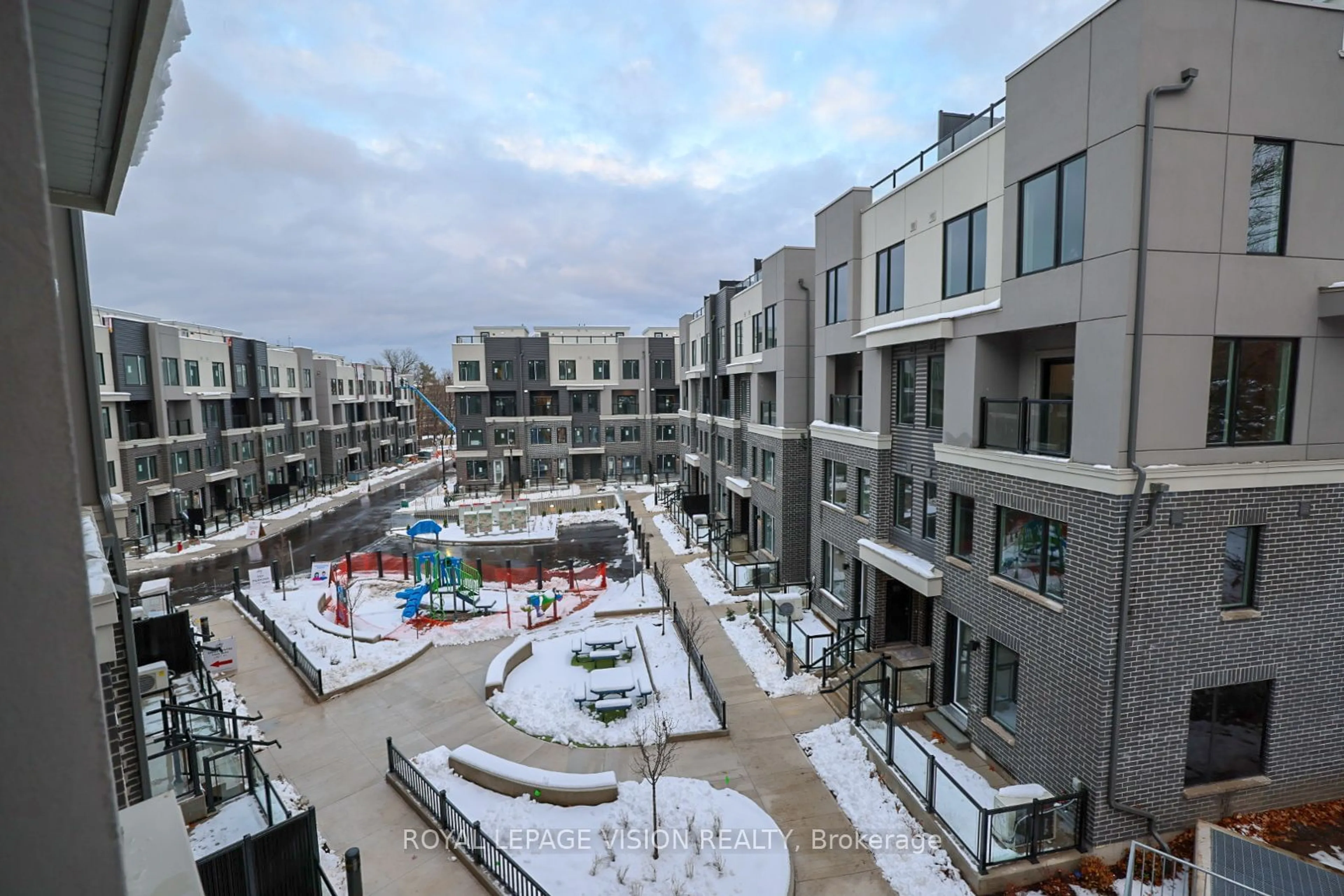 A pic from outside/outdoor area/front of a property/back of a property/a pic from drone, city buildings view from balcony for 3492 Widdicombe Way #9, Mississauga Ontario L5L 0B8