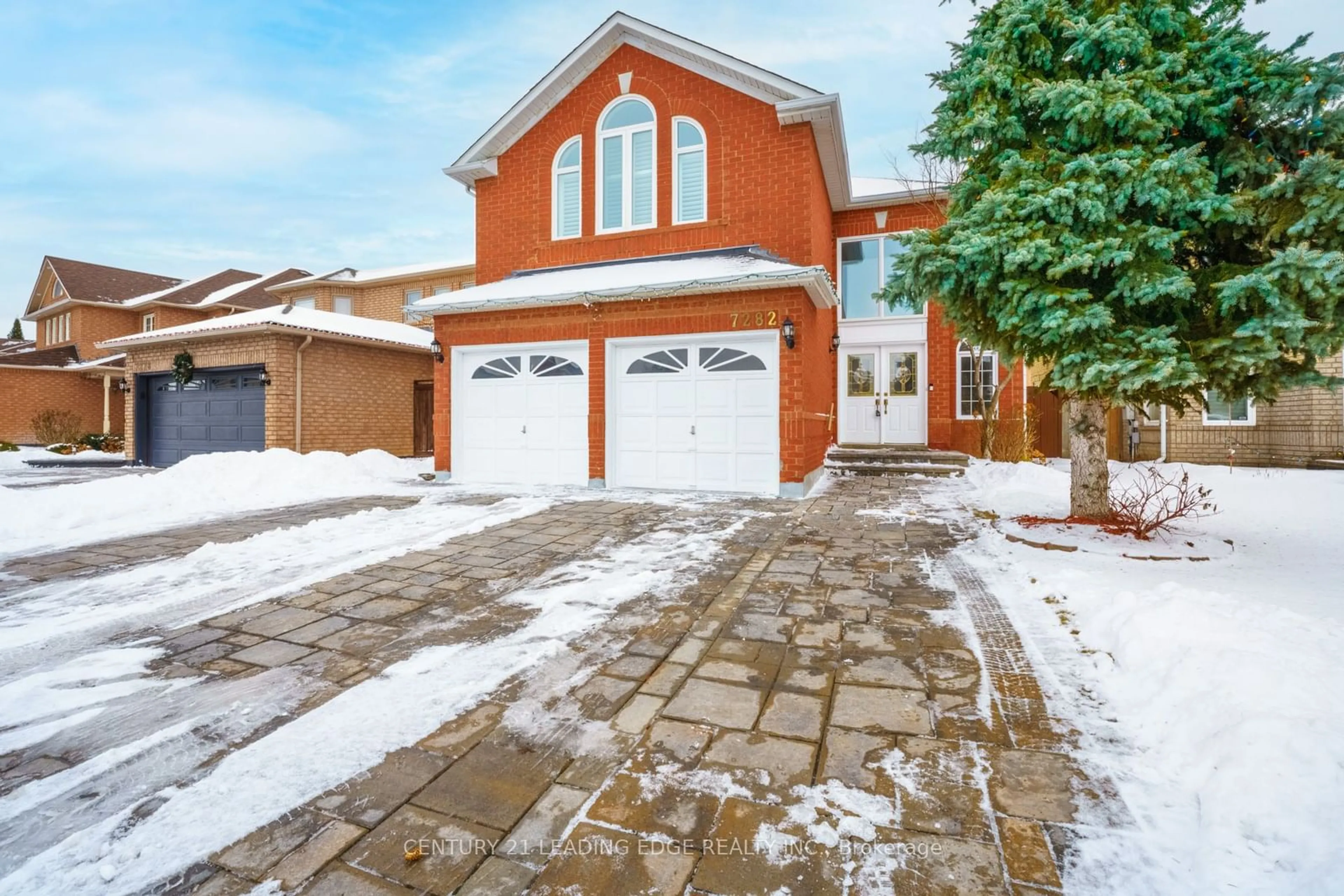 Home with brick exterior material, street for 7282 Terragar Blvd, Mississauga Ontario L5N 7L8