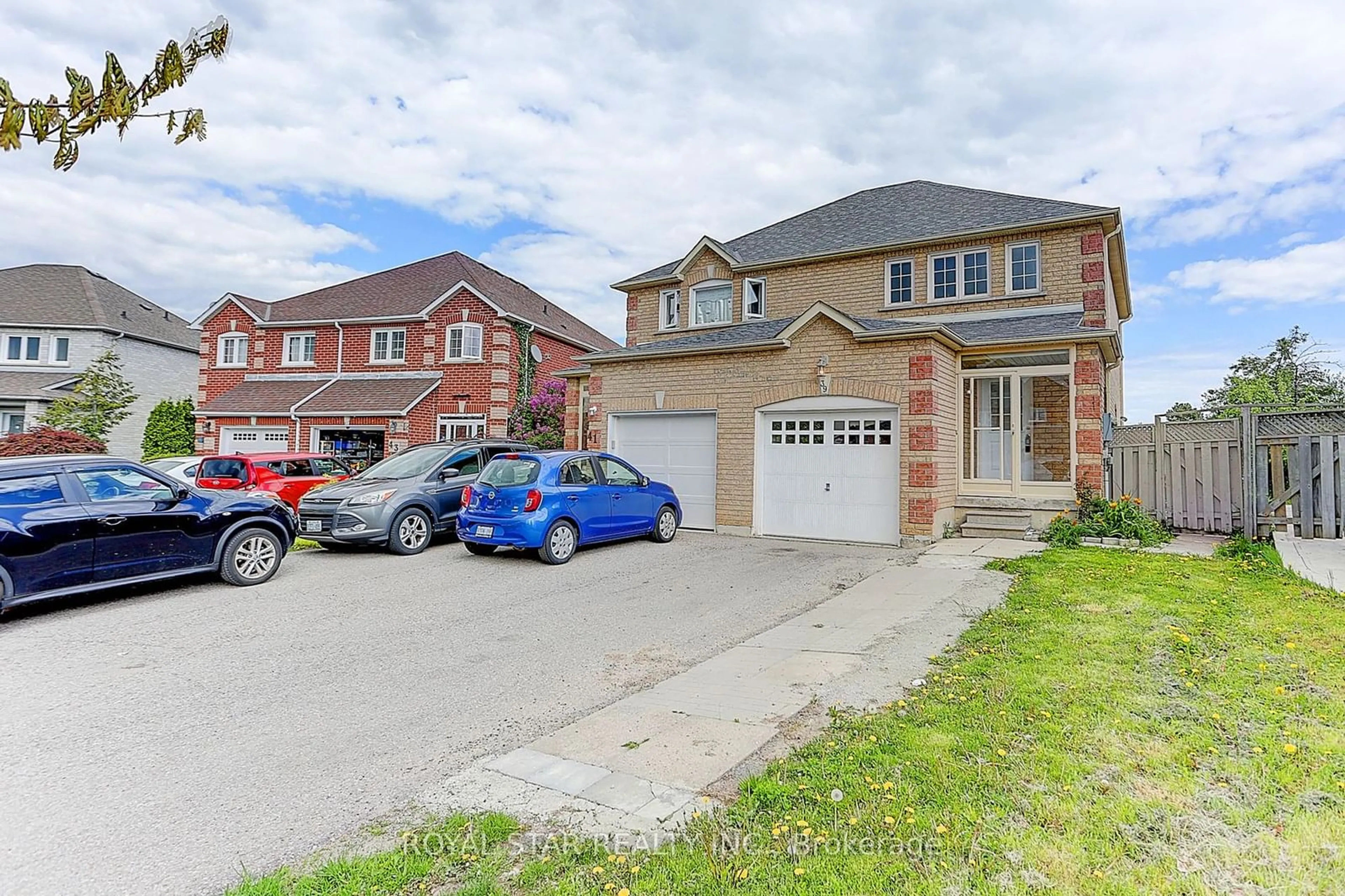 Unknown for 39 Caruso Dr, Brampton Ontario L6Y 5B2