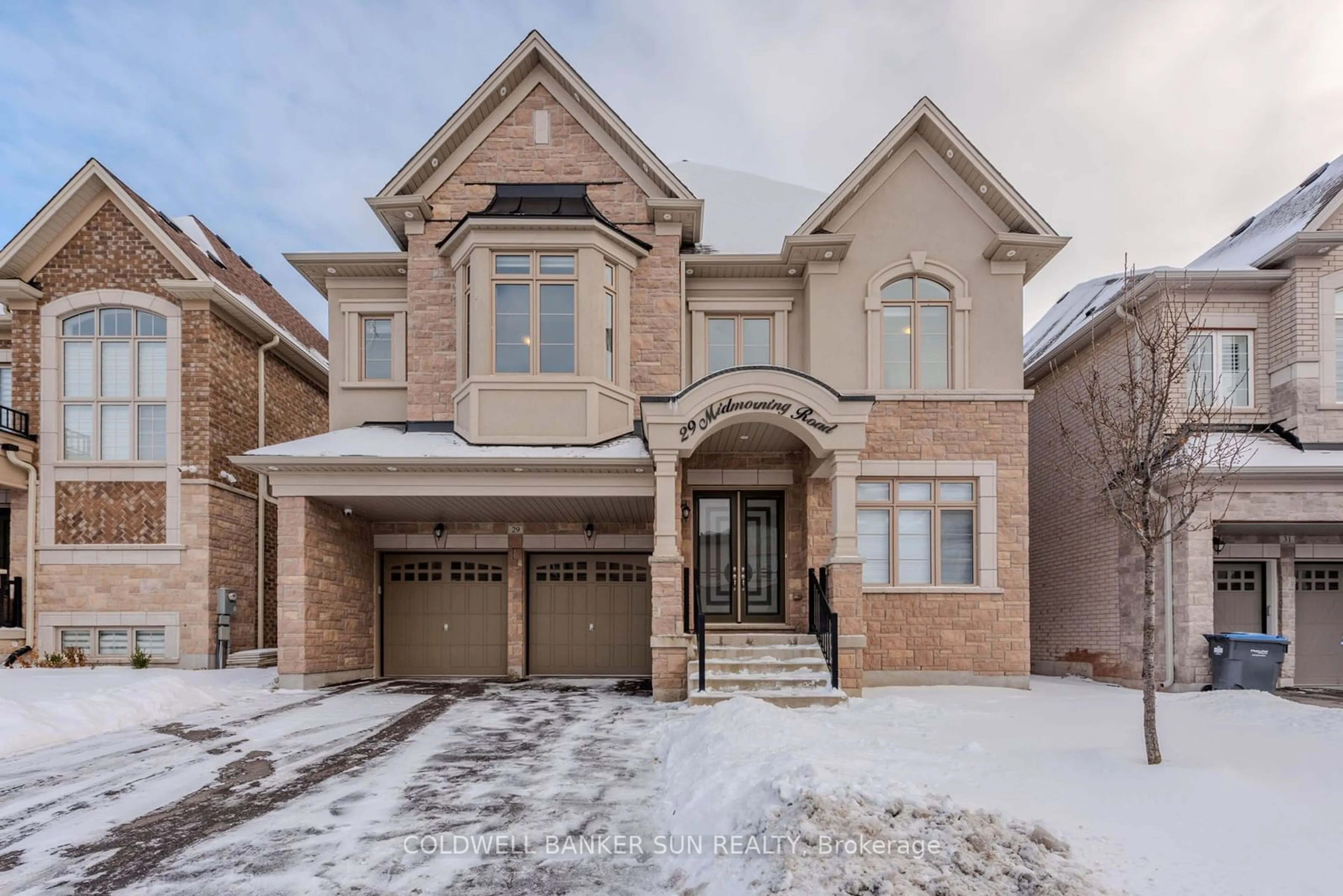 Home with brick exterior material, street for 29 Midmorning Rd, Brampton Ontario L6X 5R5