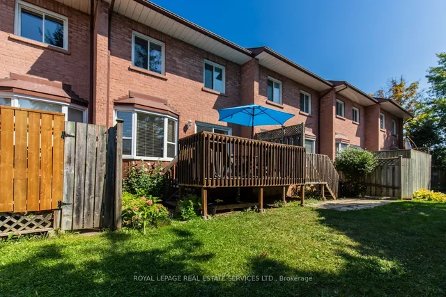 Additional property image - 2004 Glenada Cres Unit 24