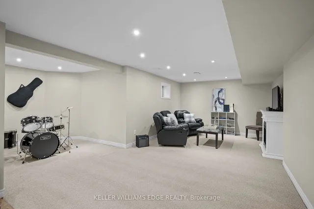 Additional property image - 2109 Country Club Dr