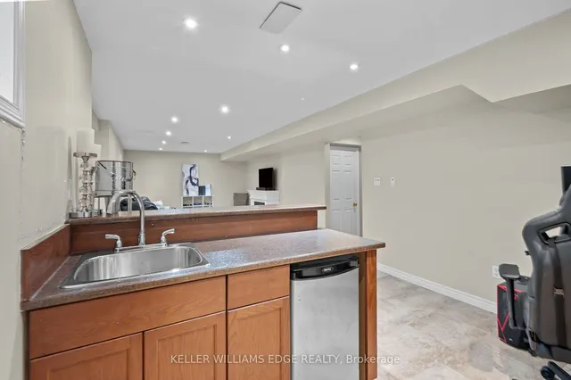 Additional property image - 2109 Country Club Dr