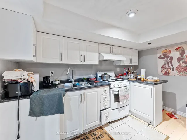 Additional image 13 of 7196 Delmonte Cres