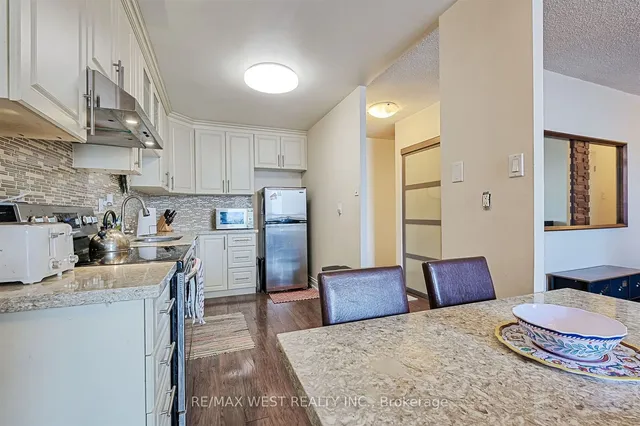Additional property image - 10 Martha Eaton Way Unit 1801