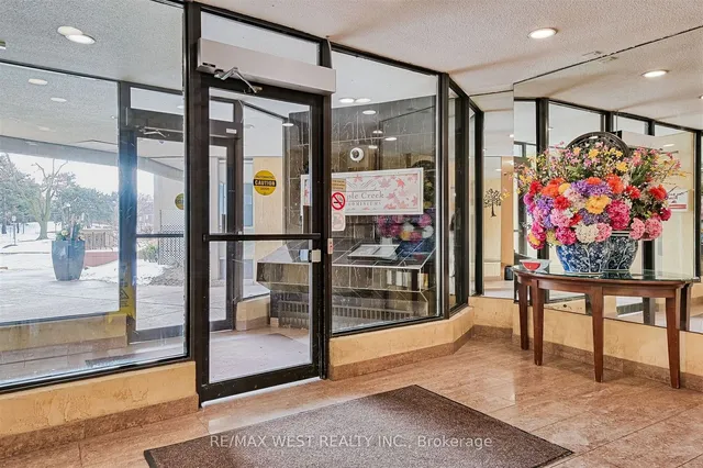 Additional property image - 10 Martha Eaton Way Unit 1801